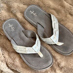 Call It Spring Women's silver and graySandals